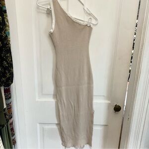 Chic One-Shoulder Cream Dress